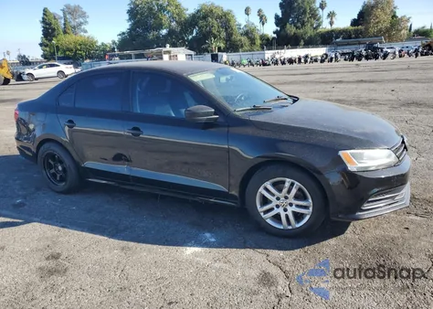 2015 Volkswagen Jetta Base z USA, uszkodzony, nr VIN 3VW2K7AJ5FM256320